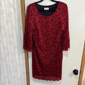 Signature by Robbie Bee Red and Black Sheath Dress with 3/4 Bell Sleeves